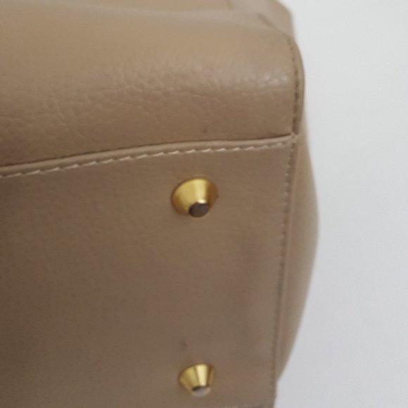 Women's MICHAEL KORS Large Luggage  Beige Leather Satchel Bag Tote Handbag - Picture 6 of 16